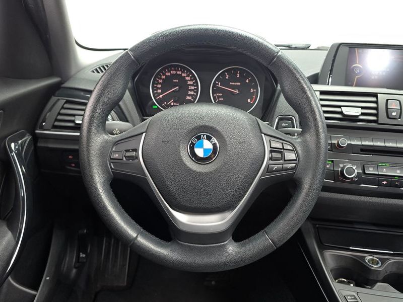 2014 BMW 1 Series 118d Urban Pack1 5Dr photo 12