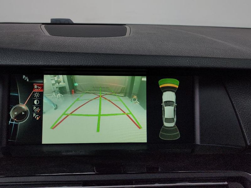 2013 BMW 5 Series 525d photo 13