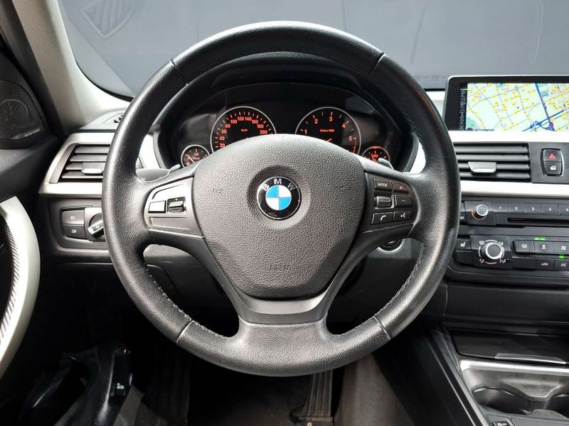 2013 BMW 3 Series 320d ED Edition photo 12