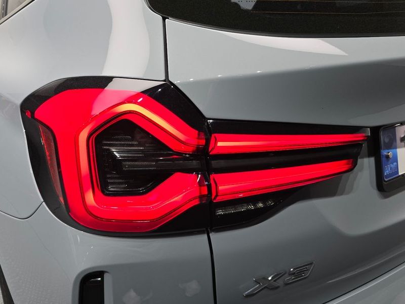 2024 BMW X3 xDrive 20i M Sports Pro photo 23