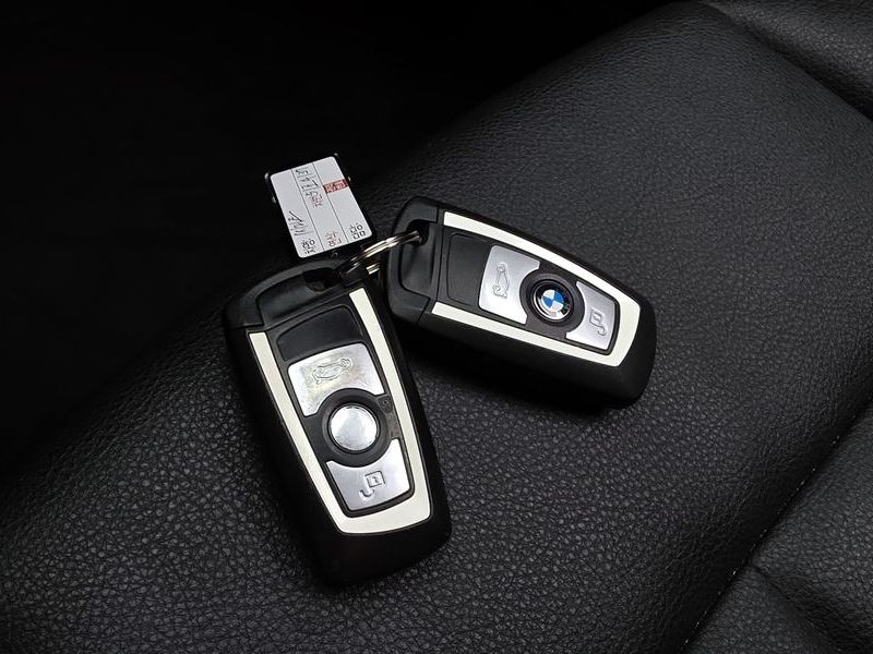 2014 BMW 1 Series 118d Urban Pack1 5Dr photo 17