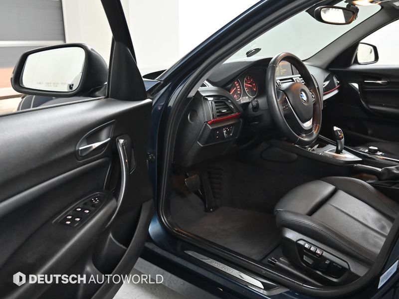2015 BMW 1 Series 118d Sport 5Door photo 11