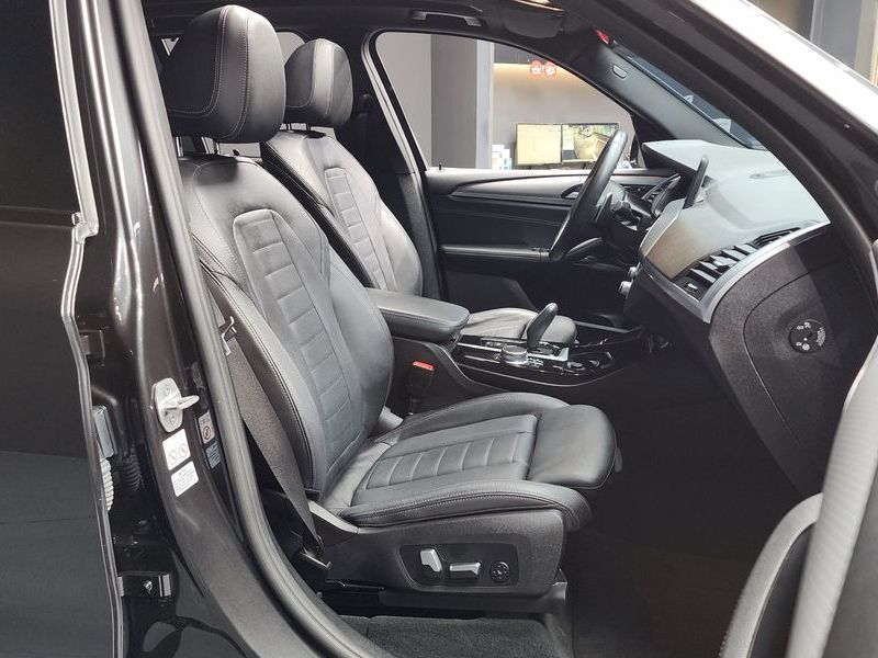 2021 BMW X3 xDrive 20i M Sport photo 11