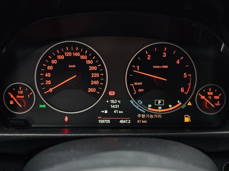 2014 BMW 3 Series 320d photo 8