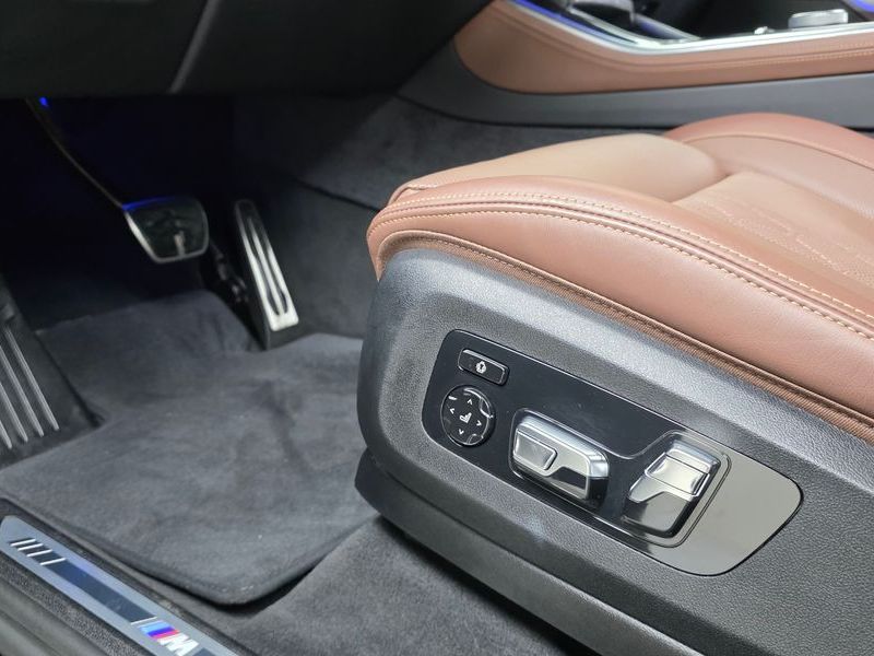 2025 BMW X5 xDrive 30d M Sport photo 30