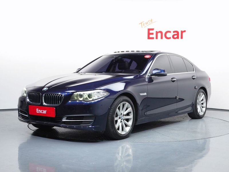 2014 BMW 5 Series 528i xDrive photo 1