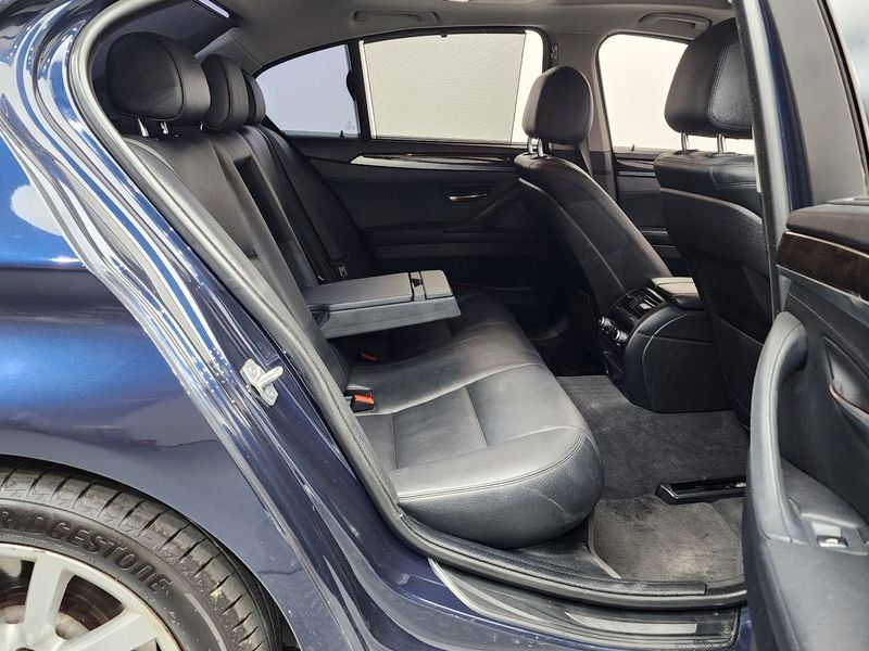 2014 BMW 5 Series 528i xDrive photo 12