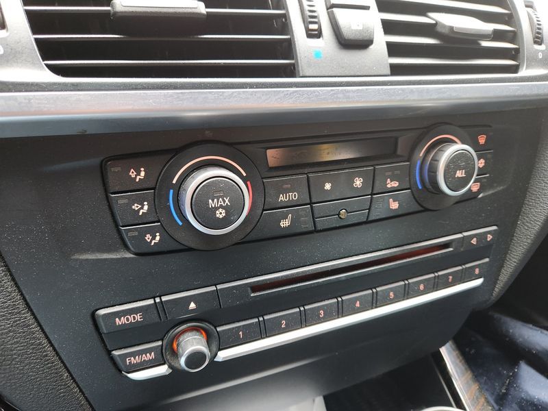 2012 BMW X3 xDrive 20d High photo 7