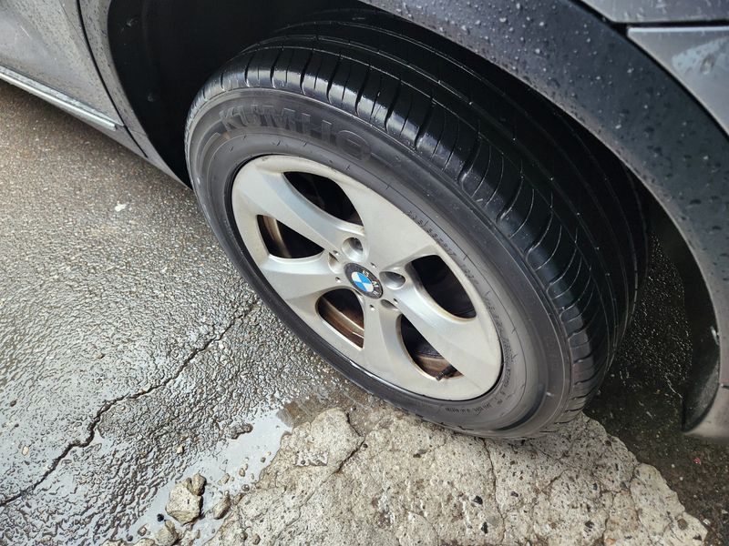 2012 BMW X3 xDrive 20d High photo 9