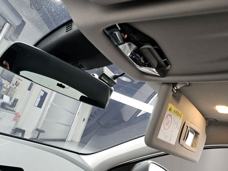 2022 BMW 1 Series 120i Advantage photo 17