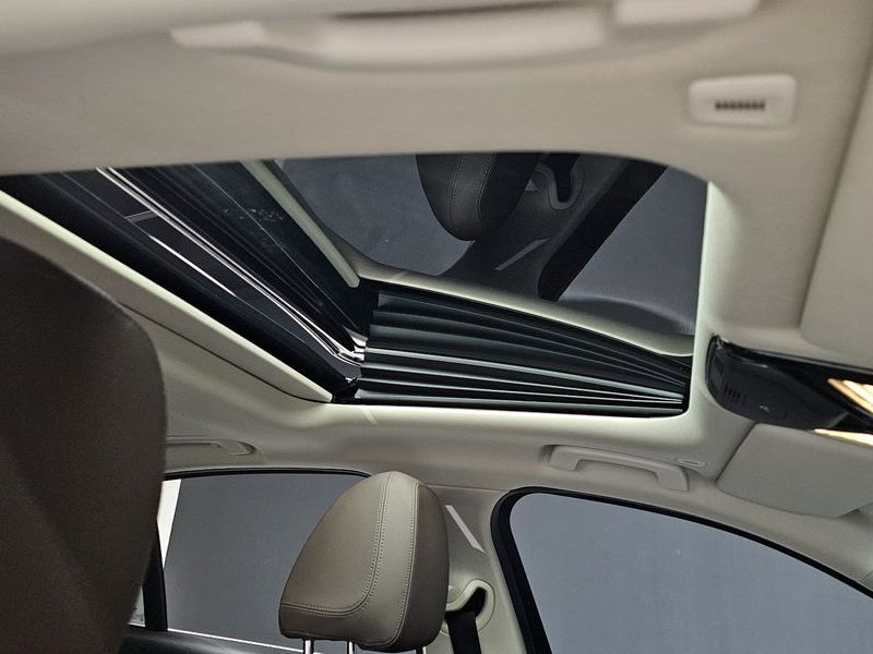 2021 BMW 3 Series 320d Luxury photo 18
