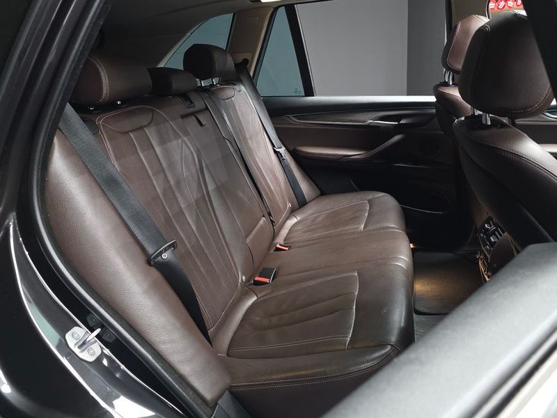 2018 BMW X5 xDrive 30d photo 12