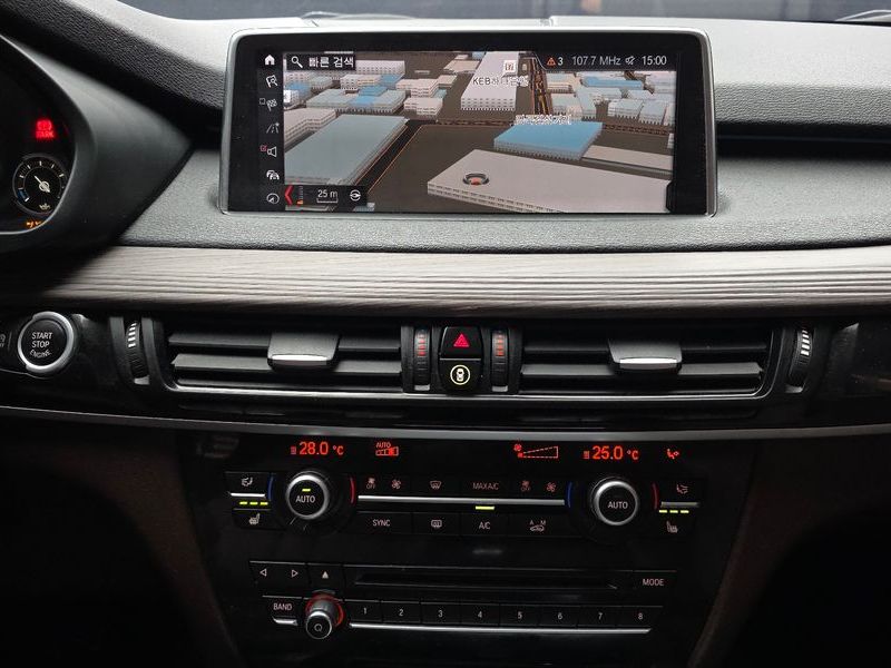 2018 BMW X5 xDrive 30d photo 14