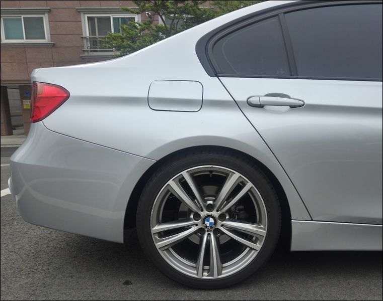 2014 BMW 3 Series 320d photo 11