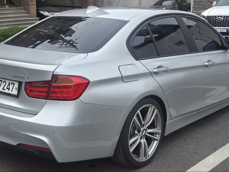 2014 BMW 3 Series 320d photo 13