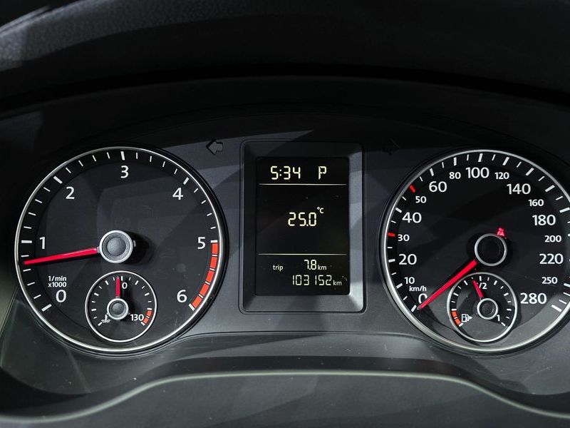 2012 Volkswagen Jetta 1.6 TDI Blue Motion 6th photo 8
