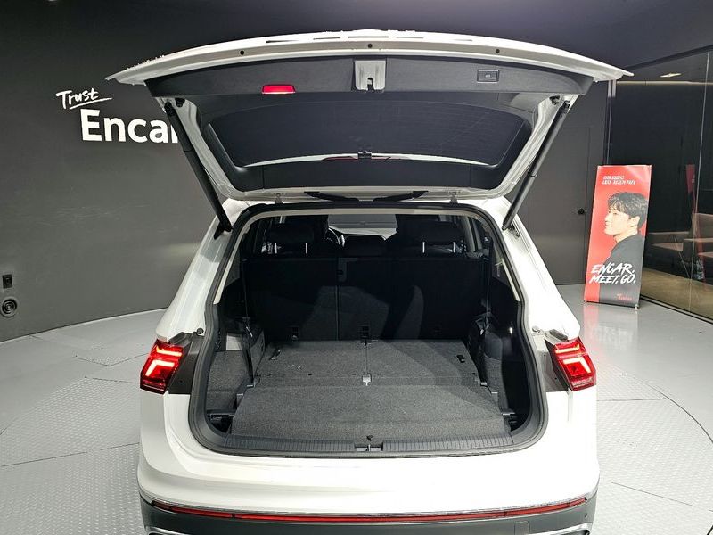 2023 Volkswagen Tiguan 2.0 TDI Prestige photo 20