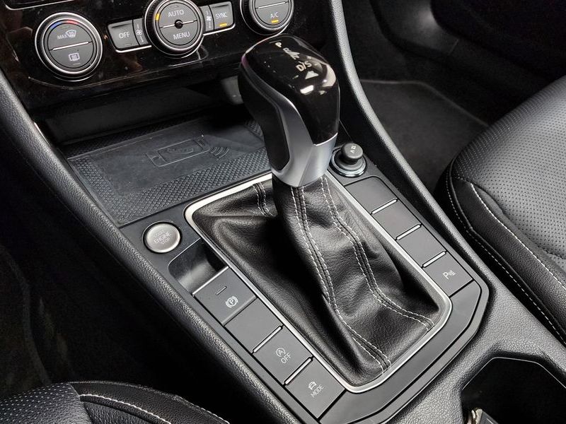 2024 Volkswagen Jetta 1.5 TSI Prestige photo 9