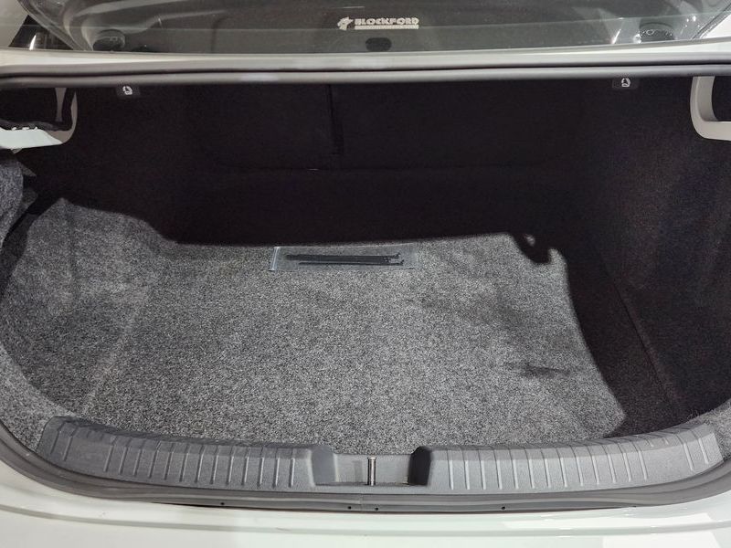 2024 Volkswagen Jetta 1.5 TSI Prestige photo 17