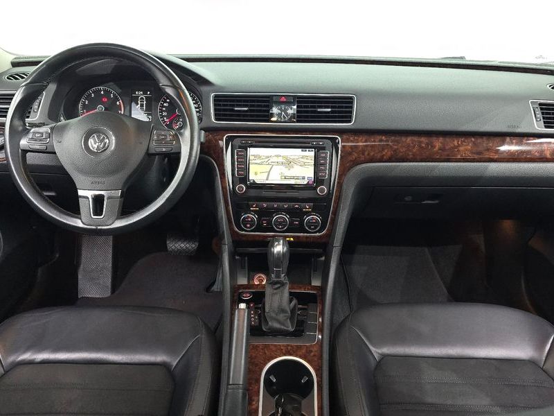2013 Volkswagen Passat 2.5 B7 photo 7