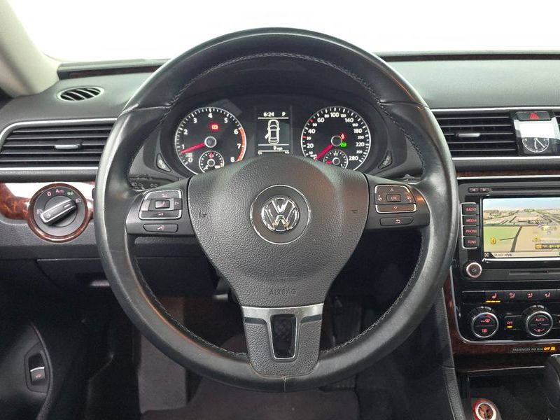 2013 Volkswagen Passat 2.5 B7 photo 13