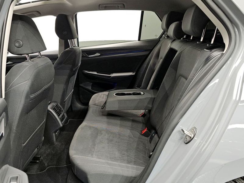 2024 Volkswagen Golf 2.0 TDI Prestige photo 26