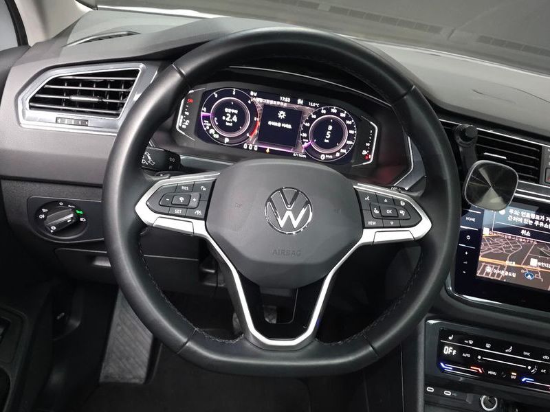 2023 Volkswagen Tiguan 2.0 TDI Prestige photo 13