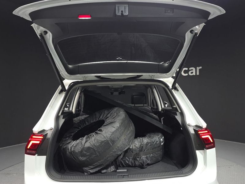 2023 Volkswagen Tiguan 2.0 TDI Prestige photo 20