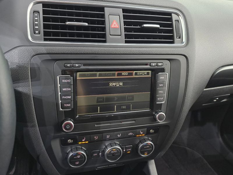 2013 Volkswagen Jetta 2.0 TDI 6th photo 14