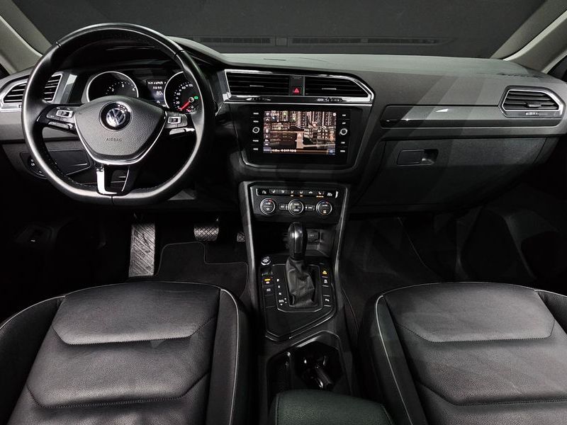 2020 Volkswagen Tiguan 2.0 TDI Premium photo 7