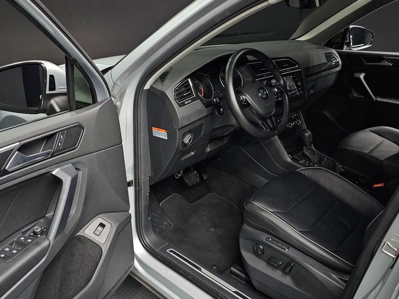 2020 Volkswagen Tiguan 2.0 TDI Premium photo 10