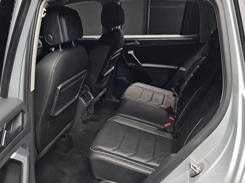 2020 Volkswagen Tiguan 2.0 TDI Premium photo 12