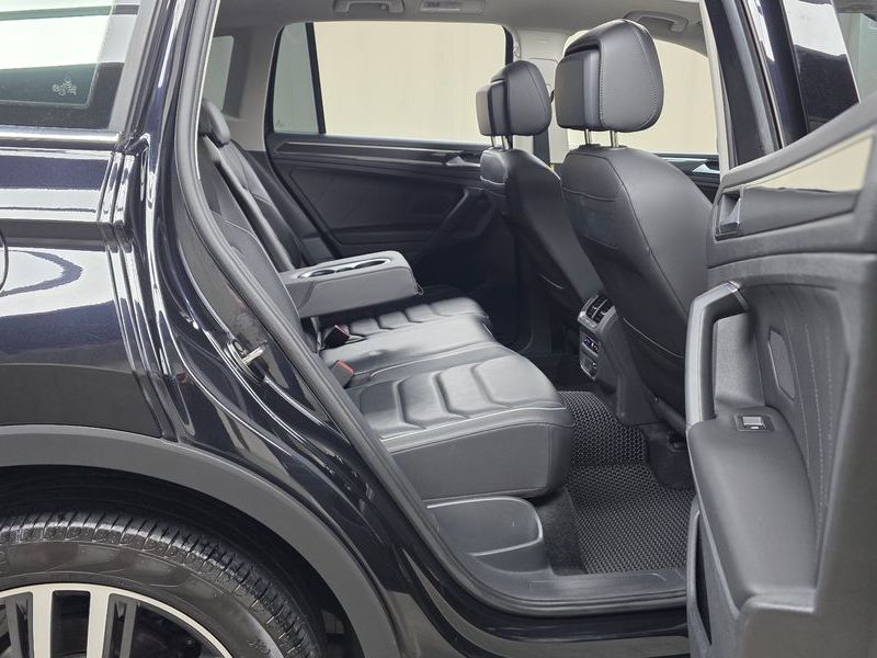 2023 Volkswagen Tiguan 2.0 TDI Prestige photo 11