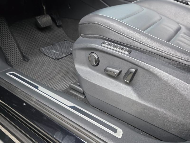 2023 Volkswagen Tiguan 2.0 TDI Prestige photo 16