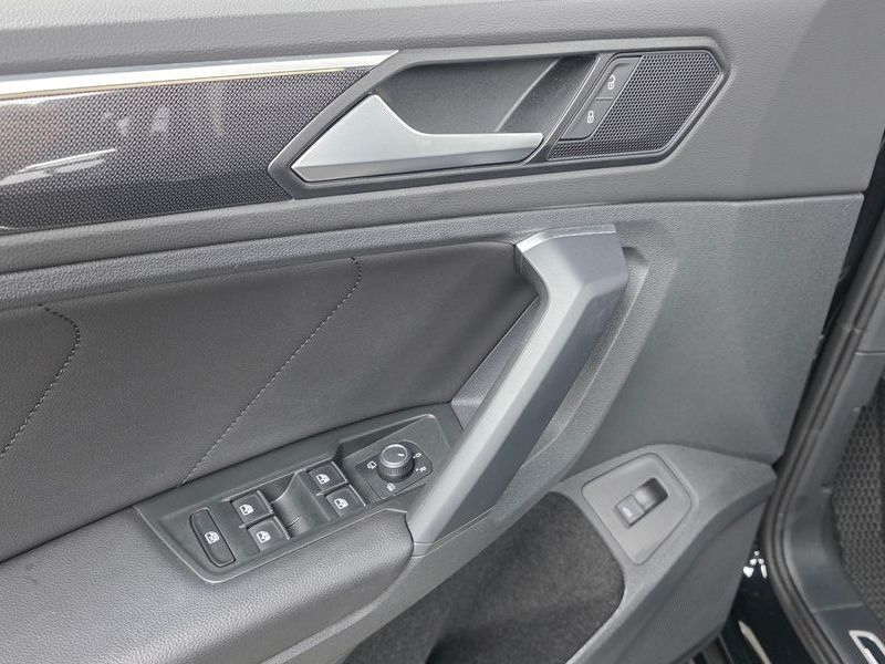 2023 Volkswagen Tiguan 2.0 TDI Prestige photo 19