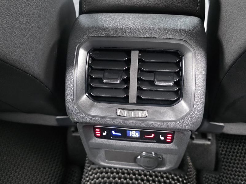 2023 Volkswagen Tiguan 2.0 TDI Prestige photo 29