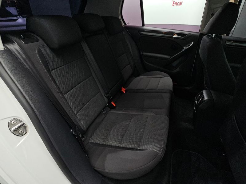 2013 Volkswagen Golf 1.6 TDI Blue Motion StyleEdition photo 11