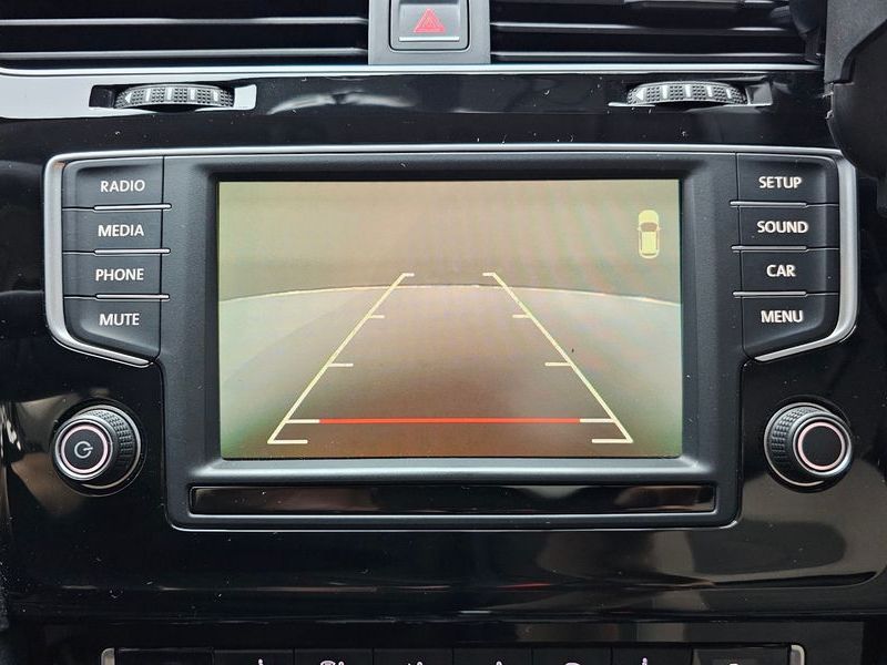 2016 Volkswagen Golf 2.0 TDI photo 15