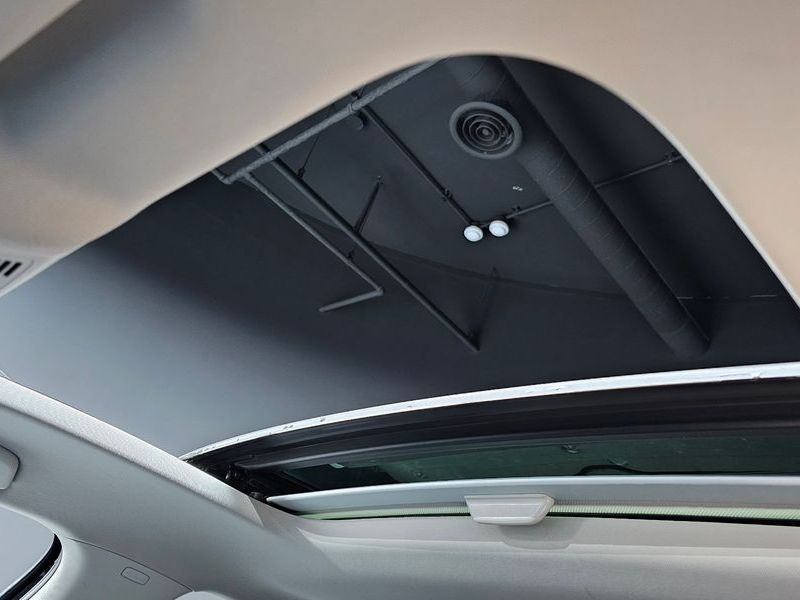 2016 Volkswagen Golf 2.0 TDI photo 16