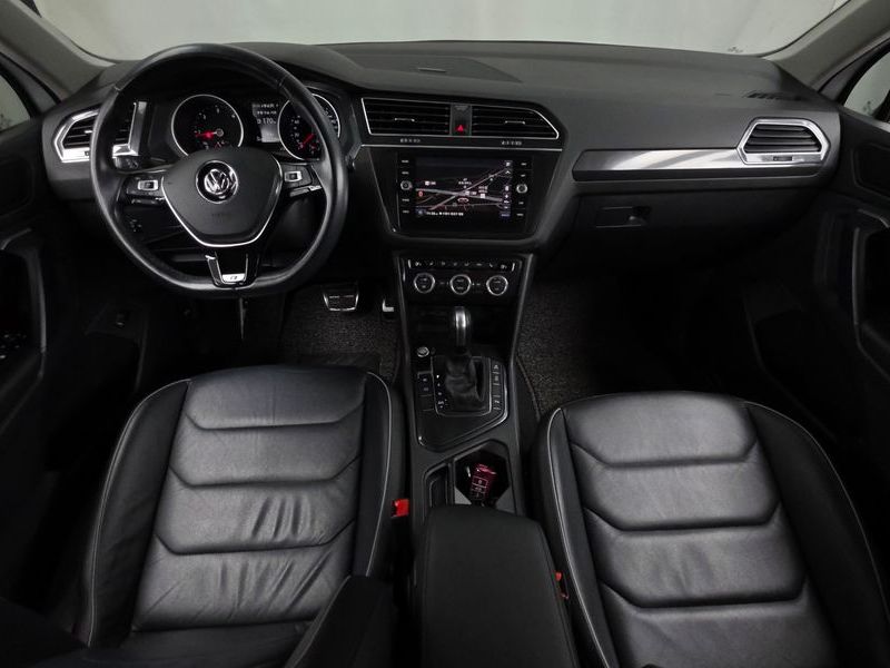 2020 Volkswagen Tiguan 2.0 TDI Premium photo 7