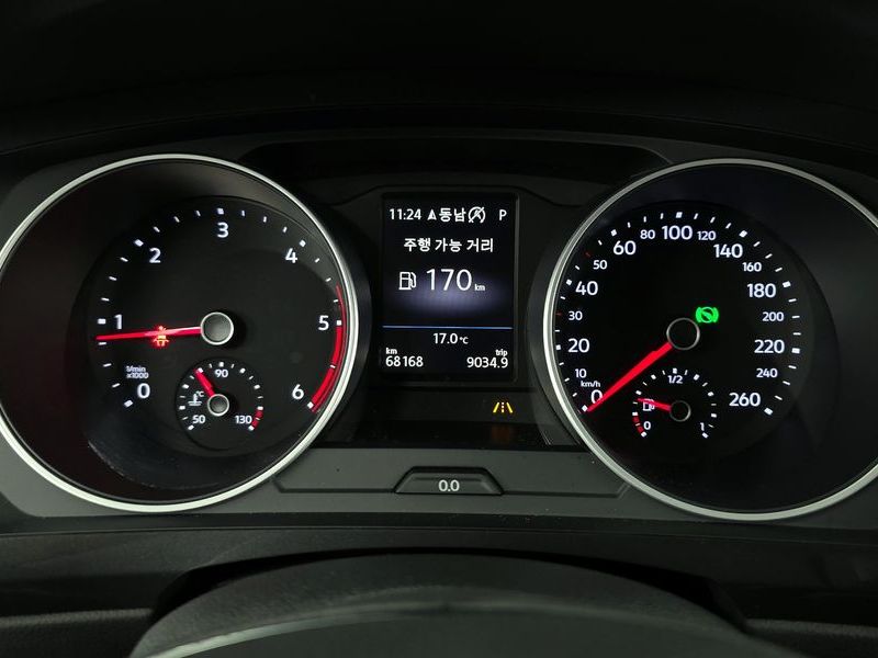 2020 Volkswagen Tiguan 2.0 TDI Premium photo 8