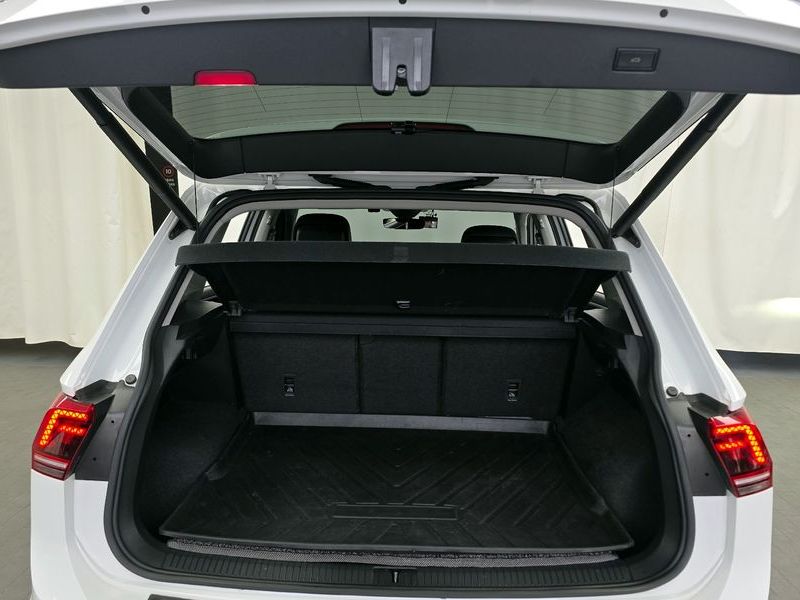 2020 Volkswagen Tiguan 2.0 TDI Premium photo 20
