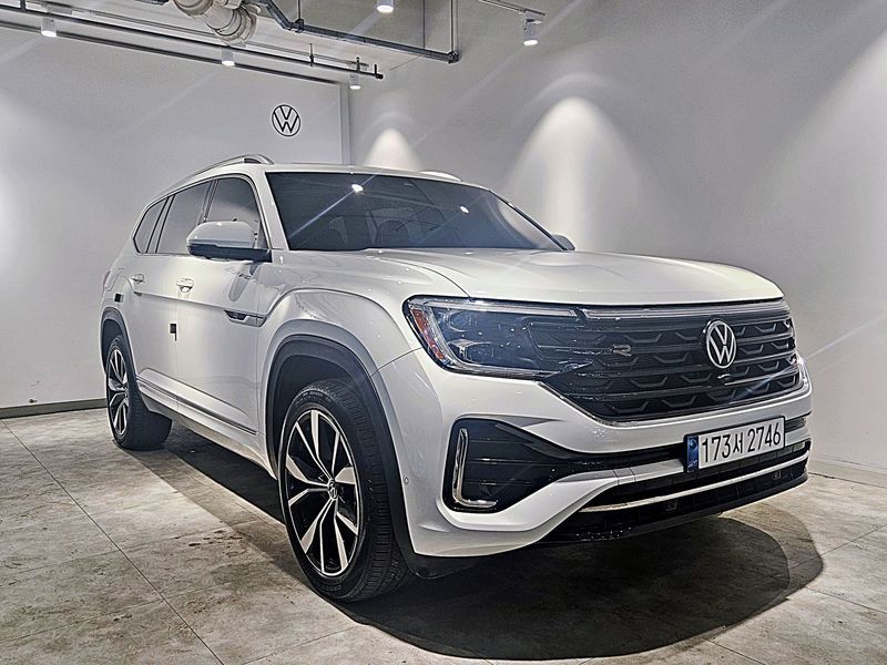 2025 Volkswagen 아틀라스 2.0 TSI R-LINE 7-Seater photo 1
