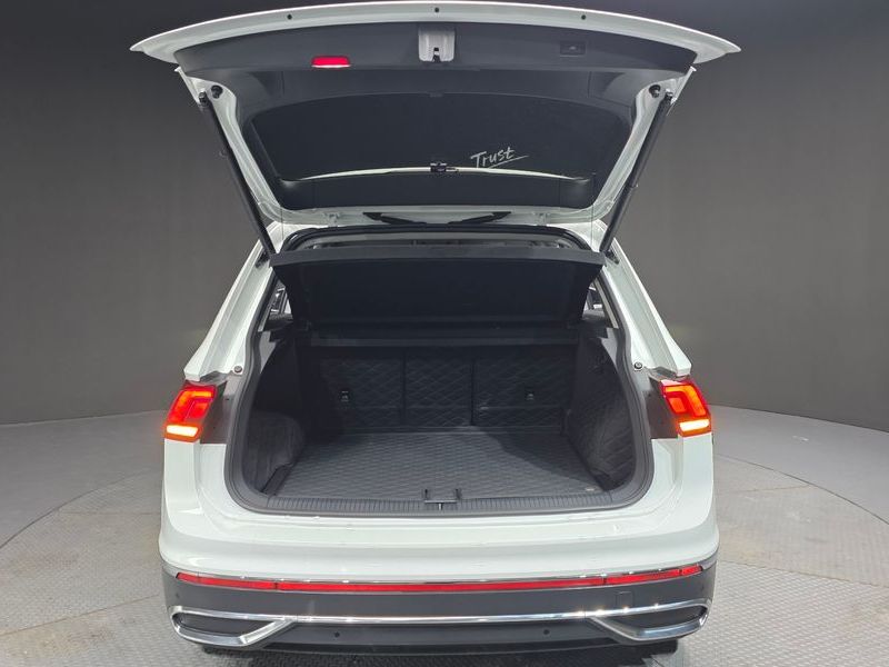 2023 Volkswagen Tiguan 2.0 TDI Premium photo 20