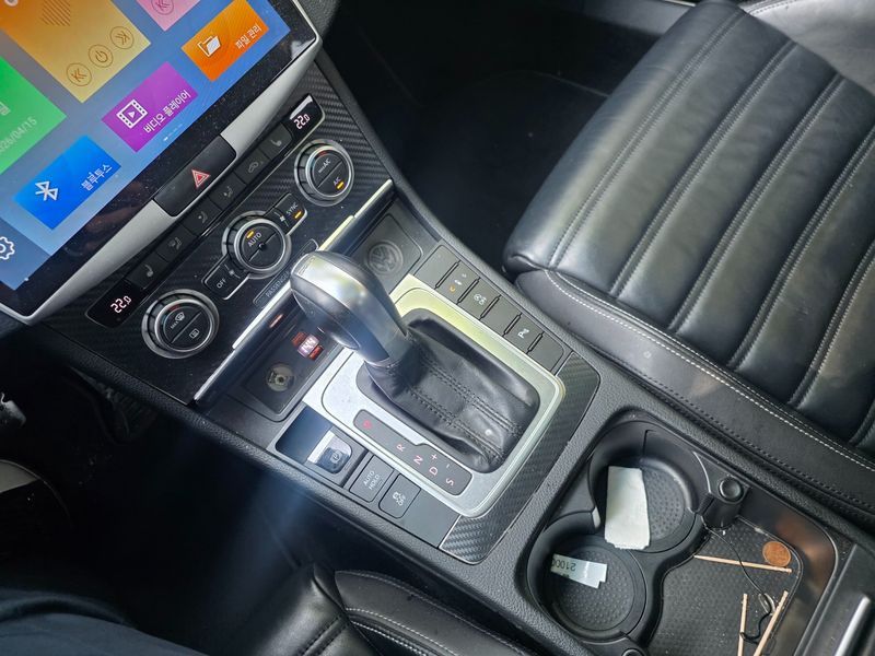 2015 Volkswagen New CC 2.0 TDI BlueMotion photo 9