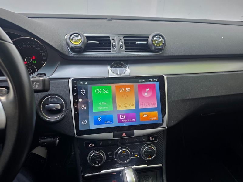 2015 Volkswagen New CC 2.0 TDI BlueMotion photo 14