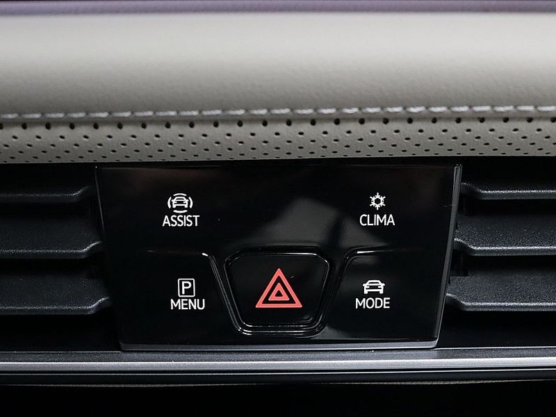 2025 Volkswagen 아틀라스 2.0 TSI R-LINE 7-Seater photo 19