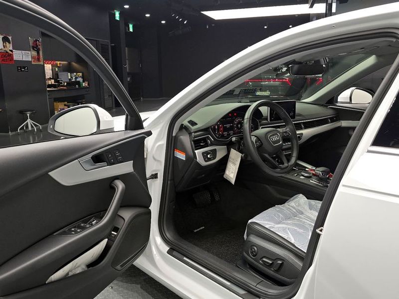 2019 Audi A4 40 TFSI photo 10