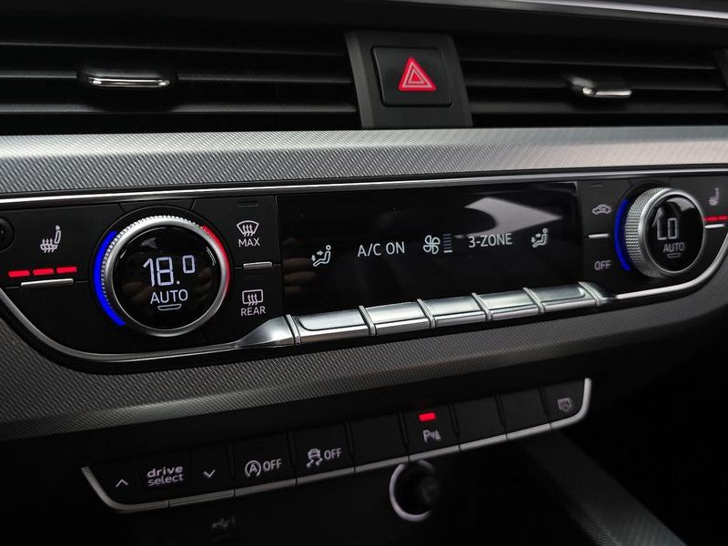2019 Audi A4 40 TFSI photo 18