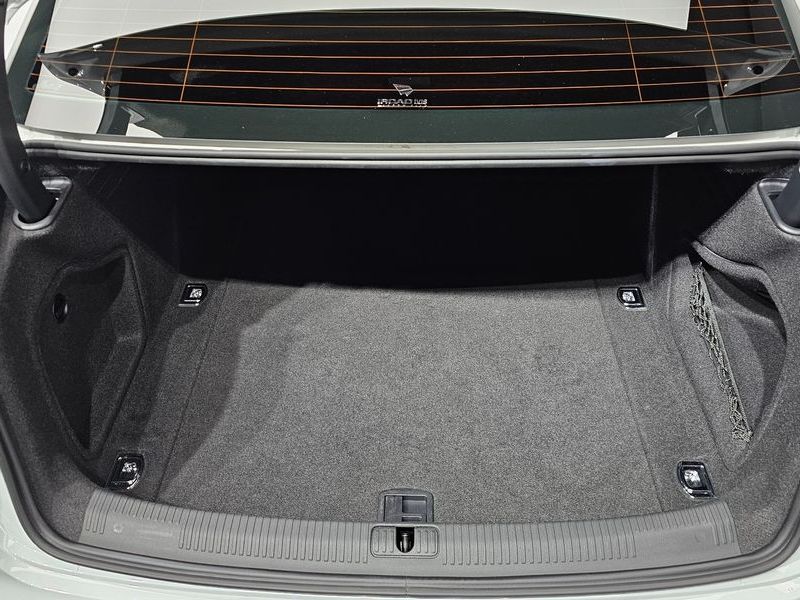 2019 Audi A4 40 TFSI photo 20